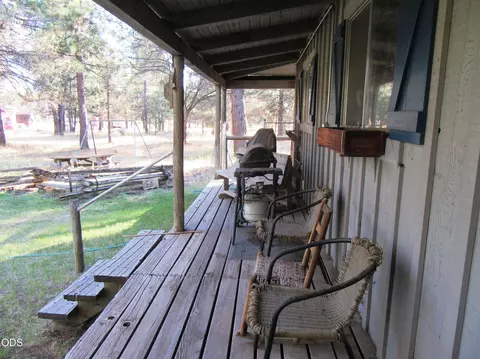 Exterior - 541 Mathews Rd, Dorris, CA 96023 photo 23 of 31