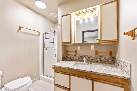 Bath - 12342 Sun Forest Dr, La Pine, OR 97739 photo 1 of 2