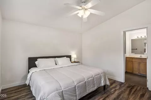 Bedroom - 61049 Larkspur Loop, Bend, OR 97702 photo 4 of 4