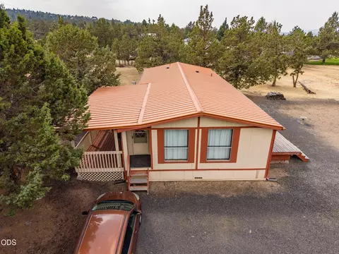 1643 SE Akins Dr, Prineville, OR 97754