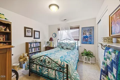 Bedroom - 613 Nottingham Ter, Eagle Point, OR 97524 photo 1 of 2