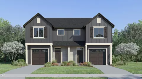 704 NW Walnut Ave, Redmond, OR 97756