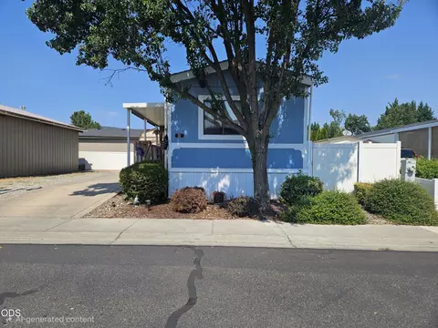 4425 W Main St #SPC 31, Medford, OR 97501