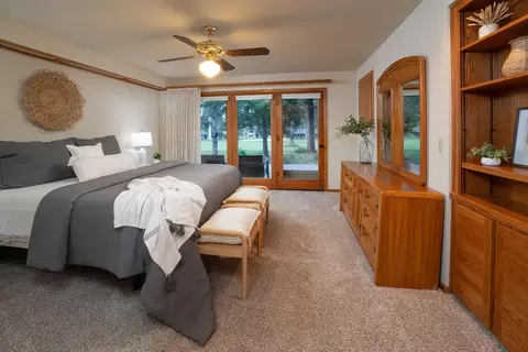 Bedroom - 57716 Vine Maple Ln, Sunriver, OR 97707 photo 1 of 3