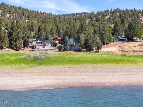13226 N Ochoco Hwy, Prineville, OR 97754