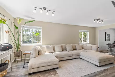 Living - 20716 Amber Way, Bend, OR 97701 photo 1 of 3