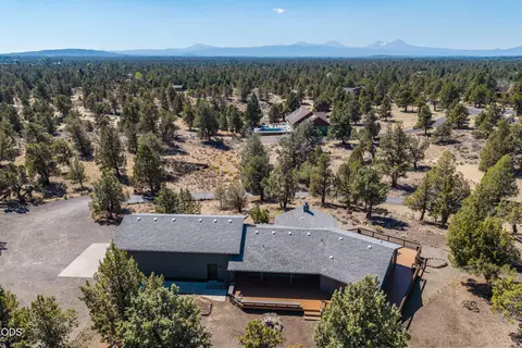 View/Area - 64741 Sylvan Loop, Bend, OR 97701 photo 1 of 4