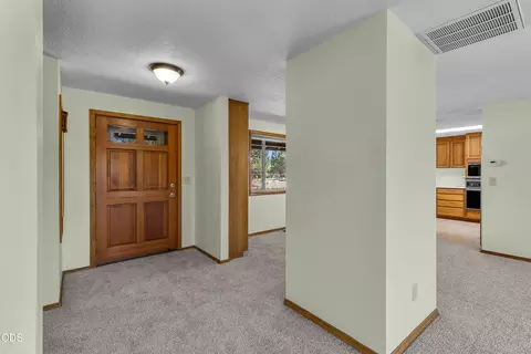 Entry Way - 64741 Sylvan Loop, Bend, OR 97701 photo 1 of 1