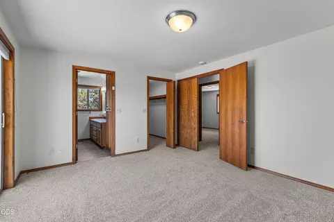 Bedroom - 64741 Sylvan Loop, Bend, OR 97701 photo 2 of 4