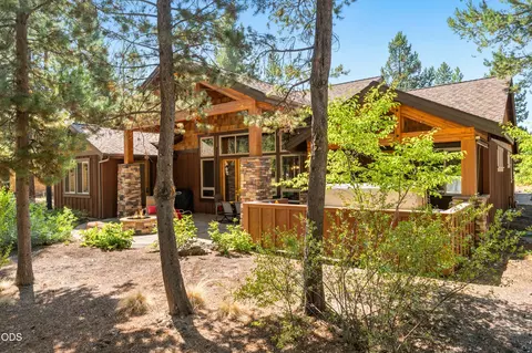 Exterior - 56296 Sable Rock Loop #256, Bend, OR 97707 photo 6 of 8