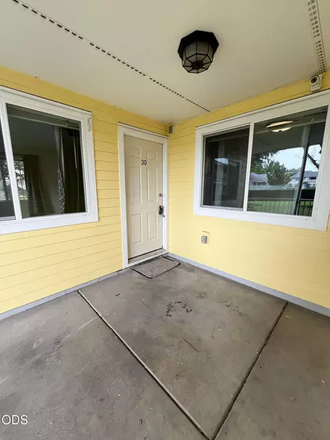 2101 Poplar #30, Medford, OR 97504
