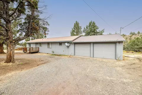 9000 SW Chandler Ridge Pl, Terrebonne, OR 97760