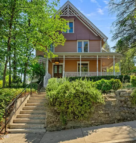 364 Vista St, Ashland, OR 97520