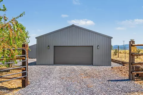 Other - 34225 Deerpath Ct, Chiloquin, OR 97624 photo 1 of 12
