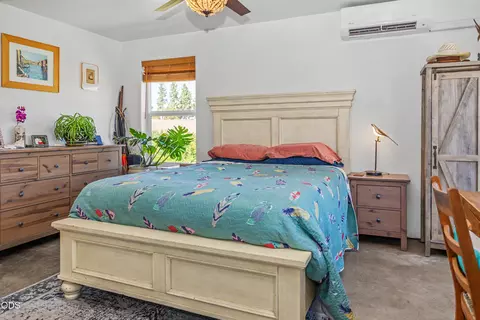 Bedroom - 34225 Deerpath Ct, Chiloquin, OR 97624 photo 2 of 7