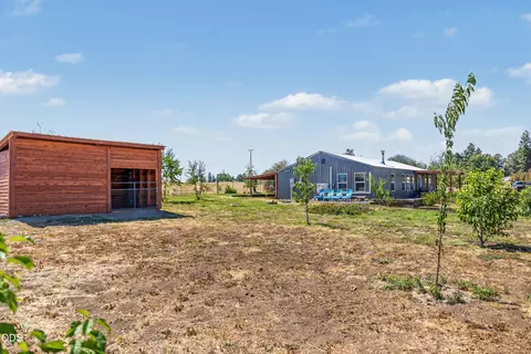 Exterior - 34225 Deerpath Ct, Chiloquin, OR 97624 photo 3 of 10