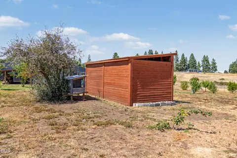 Other - 34225 Deerpath Ct, Chiloquin, OR 97624 photo 5 of 12
