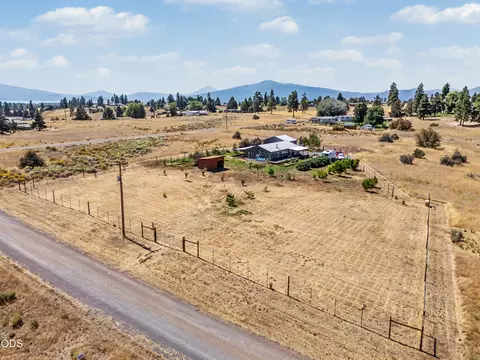 View/Area - 34225 Deerpath Ct, Chiloquin, OR 97624 photo 1 of 2