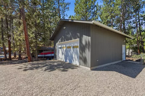 Exterior - 19684 Nugget Ave, Bend, OR 97702 photo 2 of 12