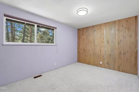 Bedroom - 19684 Nugget Ave, Bend, OR 97702 photo 7 of 8
