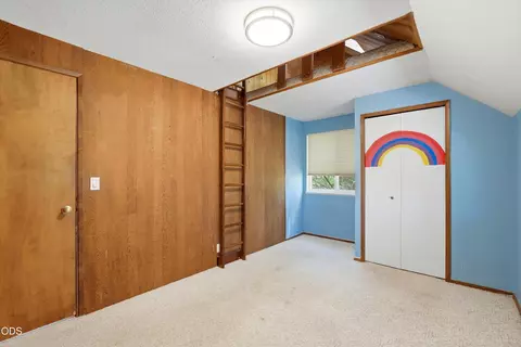 Bedroom - 19684 Nugget Ave, Bend, OR 97702 photo 3 of 8