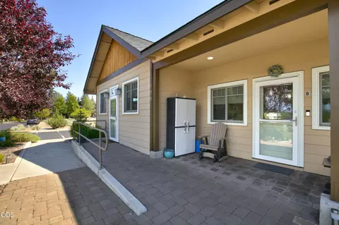 Exterior - 780 W View Loop, Sisters, OR 97759 photo 2 of 4