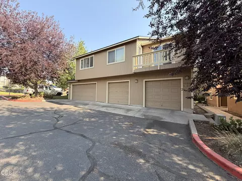 Undisclosed, Redmond, OR 97756