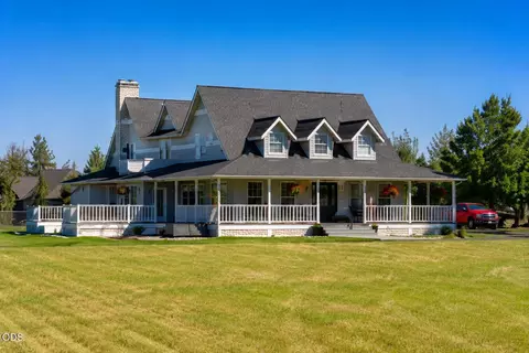 6225 SW Zenith Ave, Redmond, OR 97756