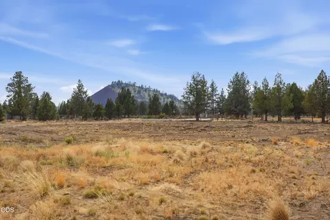 22018 Quebec Ct, Bend, OR 97702 photo 35
