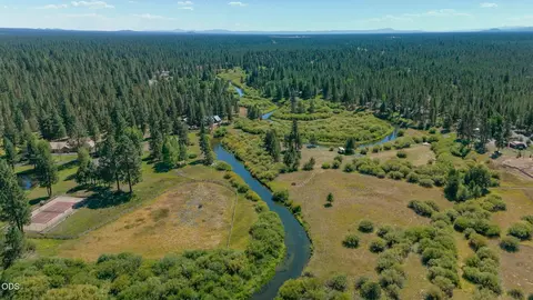 View/Area - Undisclosed, Bend, OR 97707 photo 3 of 3