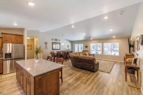 Kitchen - Undisclosed, Bend, OR 97707 photo 4 of 5