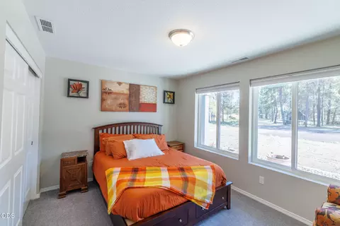 Bedroom - Undisclosed, Bend, OR 97707 photo 4 of 7