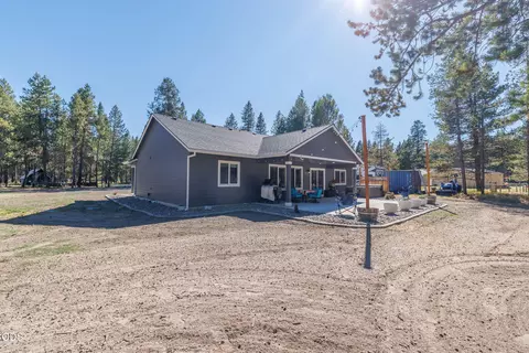 Exterior - Undisclosed, Bend, OR 97707 photo 6 of 15