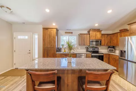 Kitchen - Undisclosed, Bend, OR 97707 photo 3 of 5