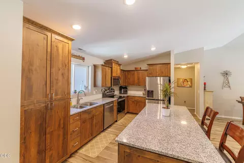 Kitchen - Undisclosed, Bend, OR 97707 photo 2 of 5