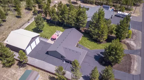 View/Area - 17476 Rail Dr, Bend, OR 97707 photo 4 of 6