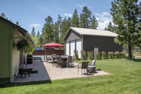 Exterior - 17476 Rail Dr, Bend, OR 97707 photo 2 of 7