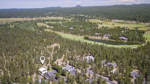 View/Area - 17476 Rail Dr, Bend, OR 97707 photo 3 of 6