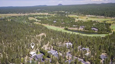 View/Area - 17476 Rail Dr, Bend, OR 97707 photo 3 of 6