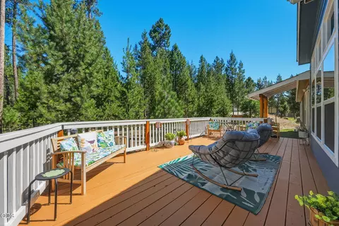 Exterior - 51646 Pine Loop Dr, La Pine, OR 97739 photo 5 of 13