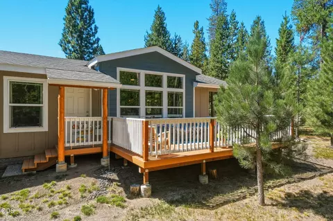 Exterior - 51646 Pine Loop Dr, La Pine, OR 97739 photo 9 of 13