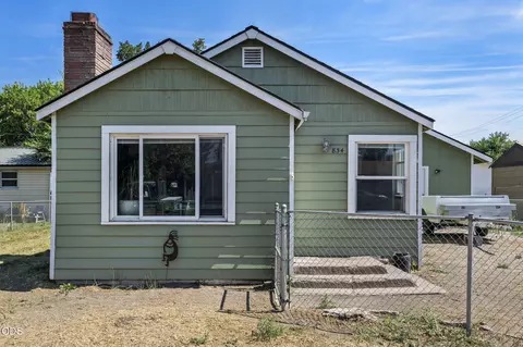 834 NW Ewen St, Prineville, OR 97754