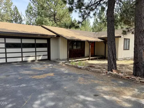 Exterior - 50842 Deer Forest Dr, La Pine, OR 97739 photo 1 of 2