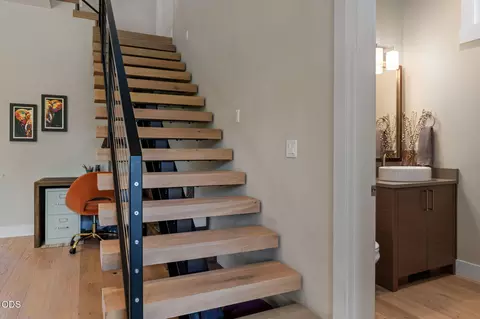 Entry Way - 1757 NW Fields St, Bend, OR 97703 photo 2 of 3