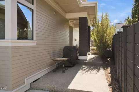 Exterior - 1757 NW Fields St, Bend, OR 97703 photo 8 of 8