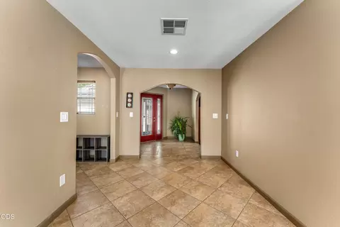 Entry Way - 12330 Evans Creek Rd, Rogue River, OR 97537 photo 1 of 4