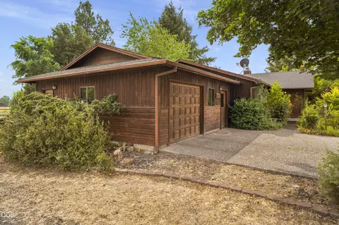 566 NW Reata, Prineville, OR 97754