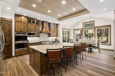 Kitchen - 56239 Sable Rock Loop #289, Bend, OR 97707 photo 1 of 7
