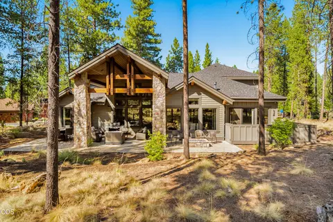 Exterior - 56239 Sable Rock Loop #289, Bend, OR 97707 photo 9 of 13
