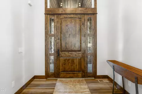 Entry Way - 56239 Sable Rock Loop #289, Bend, OR 97707 photo 2 of 11